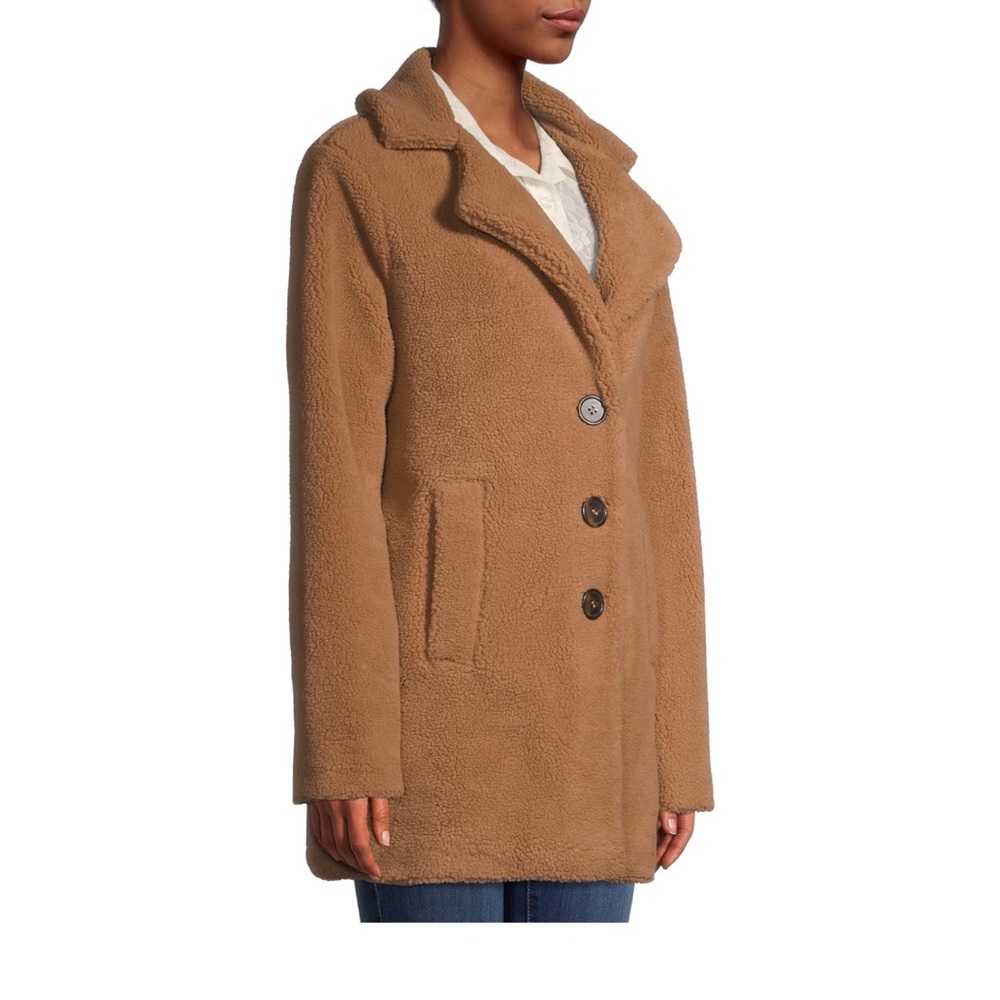 Jason Maxwell Women's Oversized Faux Sherpa Coat Tan